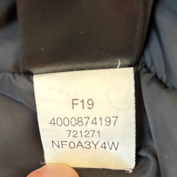 The North Face Men's INLUX Insulated Waterproof Jacket, Black, size Medium - Picture 9 of 11